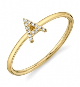 A Shy Creation yellow gold and diamond initial ring